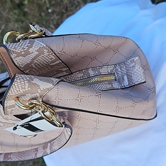 NINE WEST BLUSH COLORED NINE WEST LOGO "CLARA" SATCHEL - Picture 3 of 5